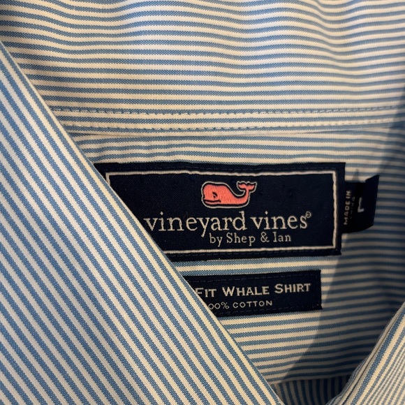 Vineyard Vines Light Blue Casual Button-Down Shirt - Picture 3 of 4